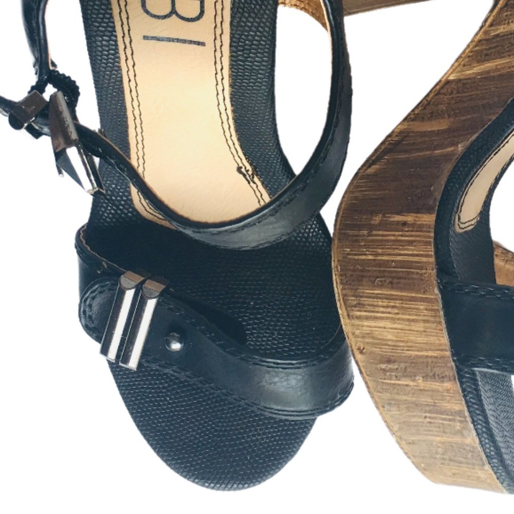 ๐ด Tobi Sandals - Size 7 - Picture 10 of 10